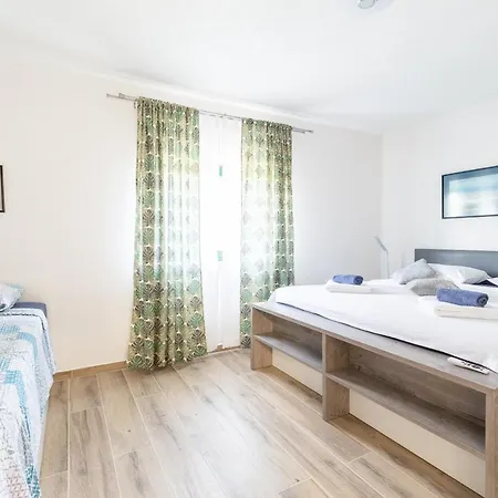 Mirni Kot Apartment Smarje (Koper)